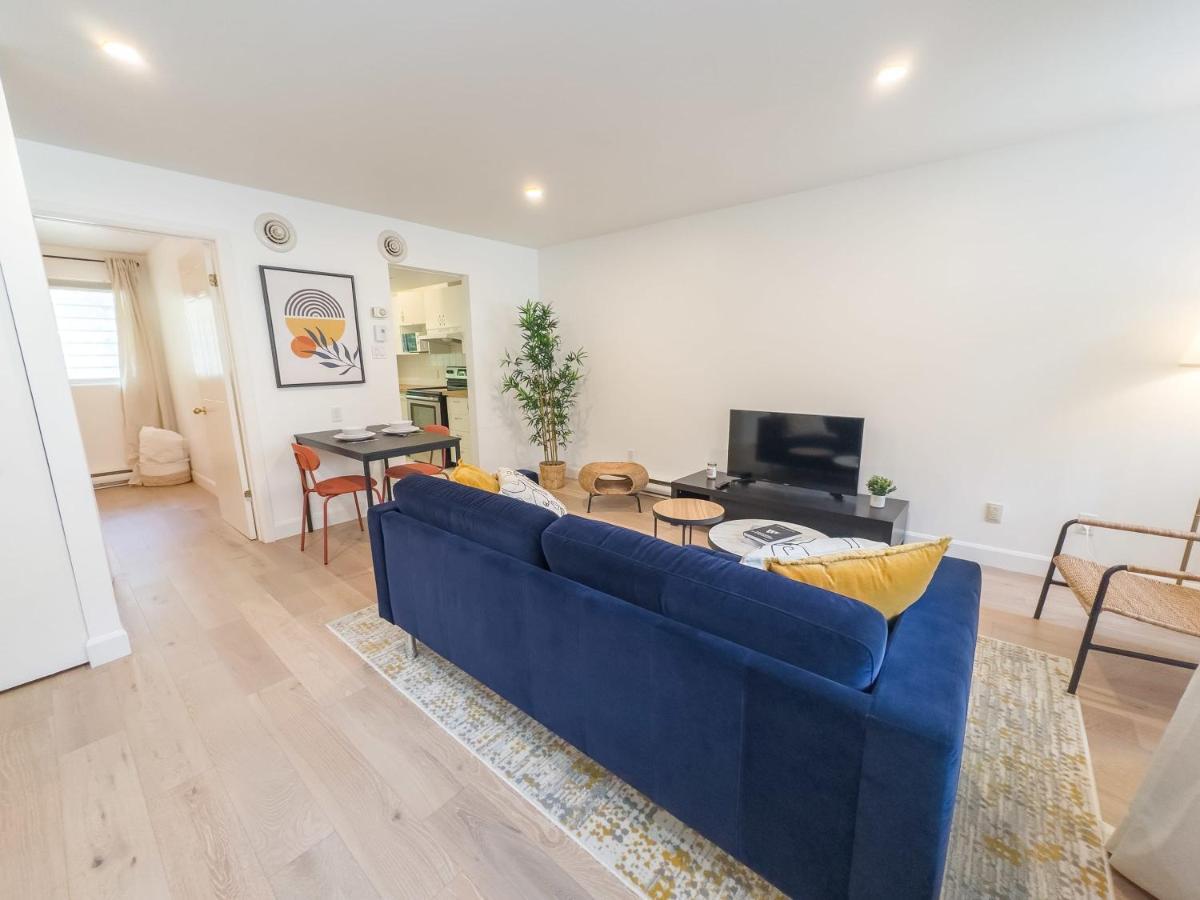 Appartement Cozy 1Bed In Downtown 3Min To Metro Free Parking à Montréal Extérieur photo